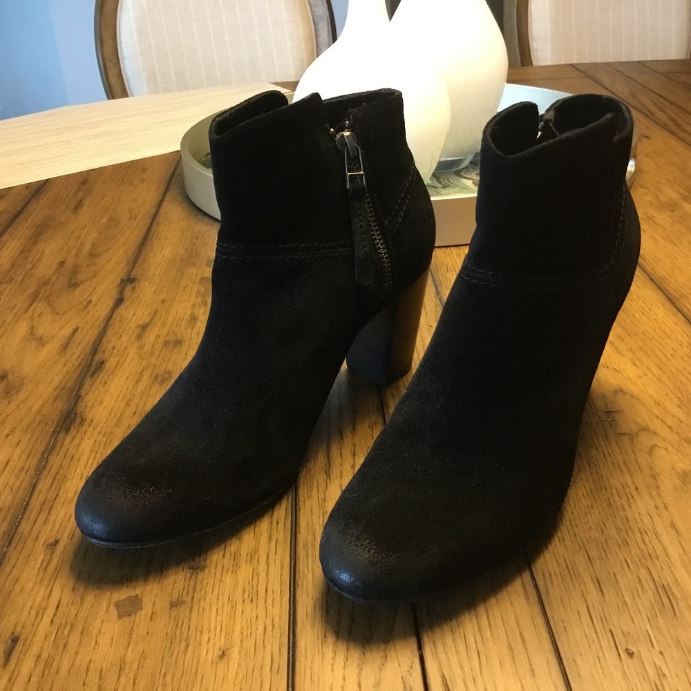 100% Suede Distressed Ankle Boots